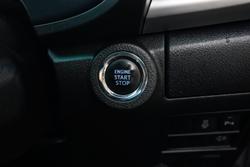 2021 Toyota Hilux SR5
