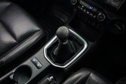 2021 Toyota Hilux SR5