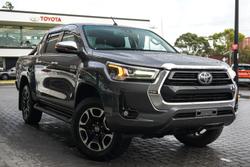 2021 Toyota Hilux SR5