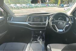 2017 Toyota Kluger GX