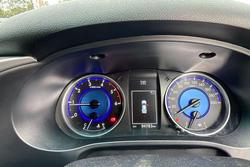 2017 Toyota Hilux SR5