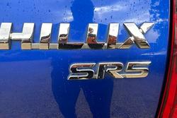 2017 Toyota Hilux SR5