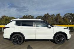 2025 Mitsubishi Outlander Aspire