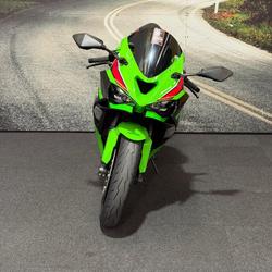 2024 Kawasaki NINJA ZX-6R (636) KRT EDITION Green