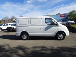 2022 LDV V80 Blanc White