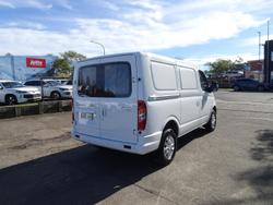 2022 LDV V80 Blanc White