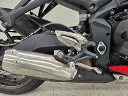 2015 Triumph STREET TRIPLE 660 Red