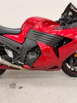 2010 Kawasaki NINJA ZX-14 (ZX14-R) Red