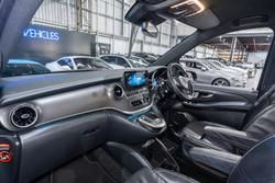 2022 Mercedes-Benz V-Class V300 d AMG Avantgarde