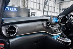 2022 Mercedes-Benz V-Class V300 d AMG Avantgarde