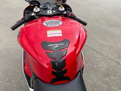 2014 Yamaha YZF-R6 Red