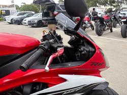 2014 Yamaha YZF-R6 Red