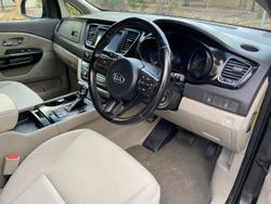 2017 Kia Carnival Si