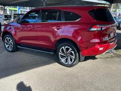 2022 Isuzu MU-X LS-T
