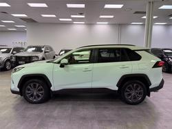 2022 Toyota RAV4 GXL