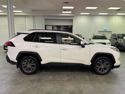 2022 Toyota RAV4 GXL