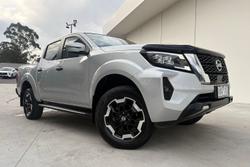 2021 Nissan Navara ST-X