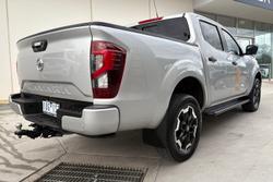 2021 Nissan Navara ST-X