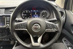 2021 Nissan Navara ST-X