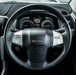2020 Isuzu MU-X LS-T