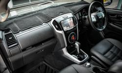 2020 Isuzu MU-X LS-T