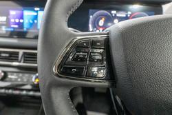2025 Mahindra XUV700 AX7L