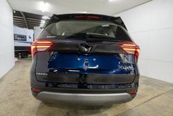 2025 Mahindra XUV700 AX7L