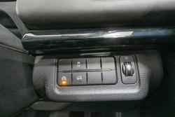 2025 Mahindra XUV700 AX7L
