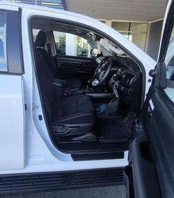 2023 Toyota Hilux 4x4