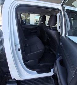 2023 Toyota Hilux 4x4