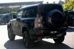 2025 Land Rover Defender 90 D250 S