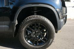 2025 Land Rover Defender 90 D250 S
