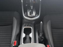 2021 Nissan Navara ST-X