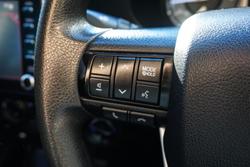 2022 Toyota Hilux SR