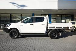 2022 Toyota Hilux SR