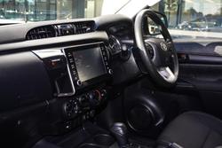 2022 Toyota Hilux SR