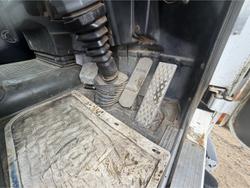 1998 International Acco 2350G