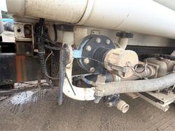1998 International Acco 2350G