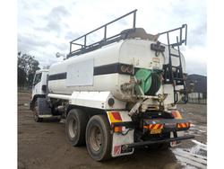 1998 International Acco 2350G
