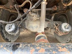 1998 International Acco 2350G