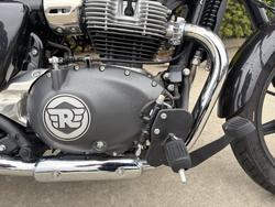 2025 Royal Enfield SUPER METEOR 650 Astral Black