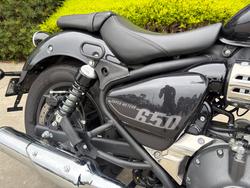 2025 Royal Enfield SUPER METEOR 650 Astral Black
