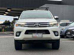 2017 Toyota Hilux SR5