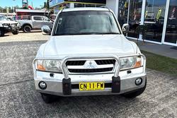 2004 Mitsubishi Pajero GLS