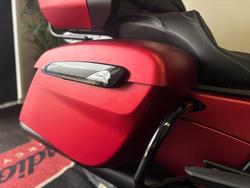 2025 Indian ROADMASTER DARK HORSE Sunset Red