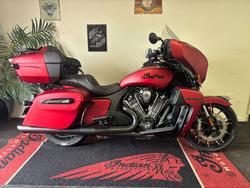 2025 Indian ROADMASTER DARK HORSE Sunset Red