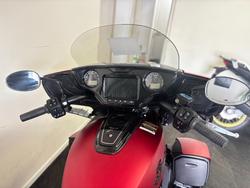 2025 Indian ROADMASTER DARK HORSE Sunset Red