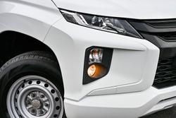 2021 Mitsubishi Triton GLX