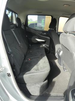 2017 Nissan Navara ST