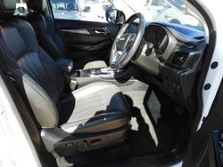 2021 Isuzu MU-X LS-T